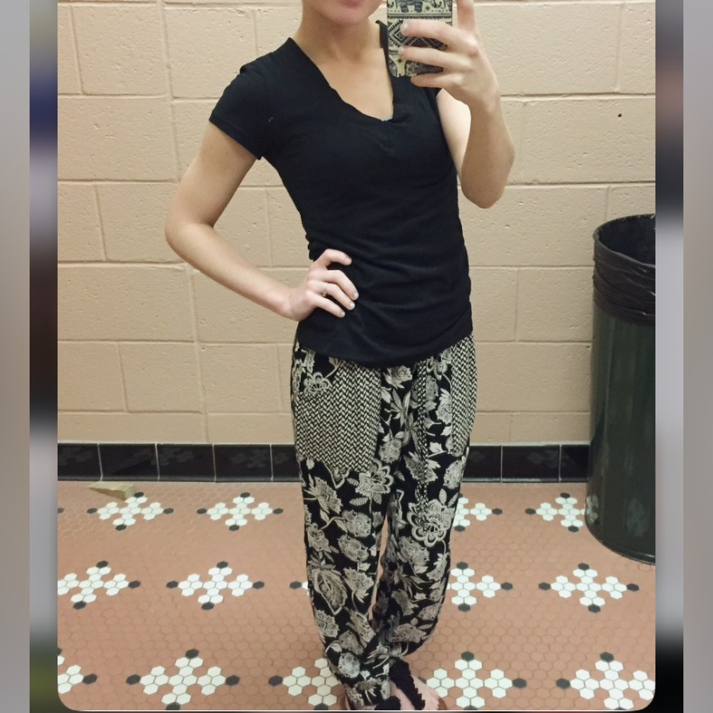 American Eagle paisley pants